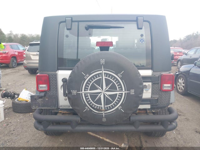 44049005 :رقم المزاد ، 1J4FA24107L213622 vin ، 2007 Jeep Wrangler X مزاد بيع