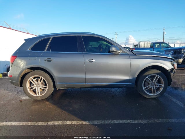 Audi Q5 2.0t Premium 2014 WA1LFAFP2EA030263 Image 14