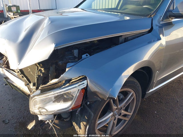 Audi Q5 2.0t Premium 2014 WA1LFAFP2EA030263 Image 18