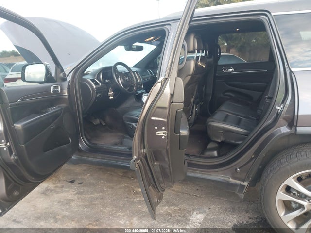 1C4RJEBG0JC228284 Jeep Grand Cherokee Limited 4x2