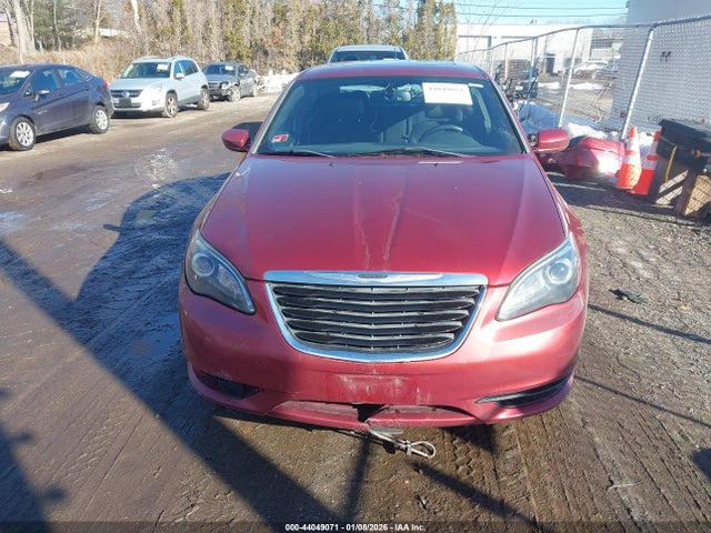 2014 Chrysler 200 Touring მანქანა იყიდება აუქციონზე, vin: 1C3CCBBG9EN117021, აუქციონის ნომერი: 44049071