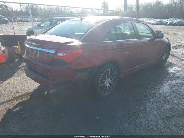2014 Chrysler 200 Touring მანქანა იყიდება აუქციონზე, vin: 1C3CCBBG9EN117021, აუქციონის ნომერი: 44049071