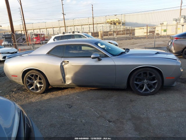 2C3CDZAG4JH202312 Dodge Challenger Sxt Plus