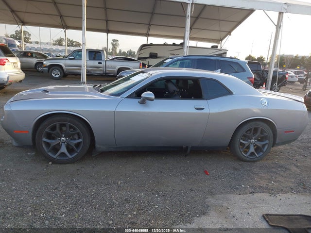 2C3CDZAG4JH202312 Dodge Challenger Sxt Plus