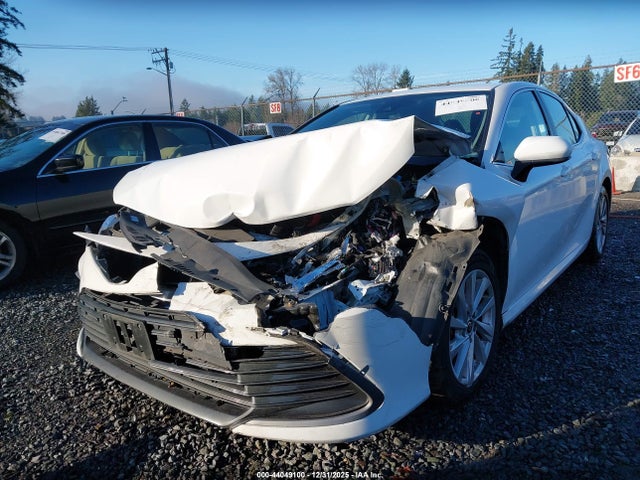 4T1C11AK7MU602517 Toyota CAMRY LE