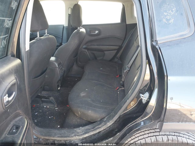2018 JEEP COMPASS 3C4NJDAB4JT337463 Photo 7