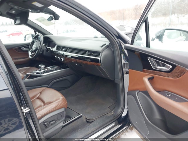 2017 AUDI Q7 WA1LAAF73HD053424 Photo 4