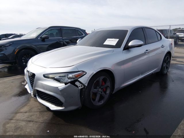 2017 ALFA ROMEO GIULIA ZARFAEDN4H7533116 Photo 1