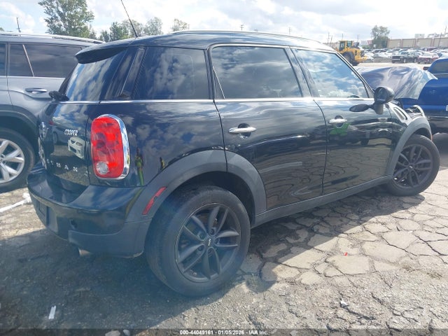 2014 MINI COUNTRYMAN WMWZB3C58EWR41823 Photo 3