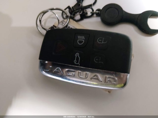 2018 JAGUAR F-PACE SADCJ2FX9JA270130 Photo 10