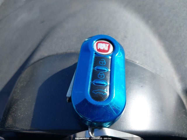 2015 FIAT 500 3C3CFFBR0FT741548 Photo 10