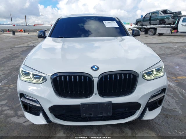 5UXUJ5C5XKLJ63774 BMW X4 M40i
