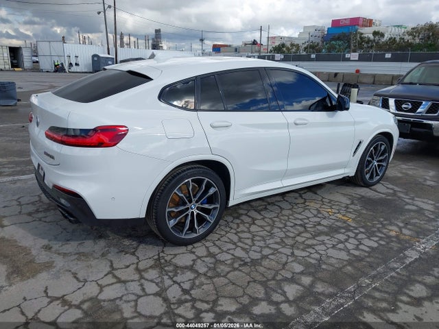 5UXUJ5C5XKLJ63774 BMW X4 M40i