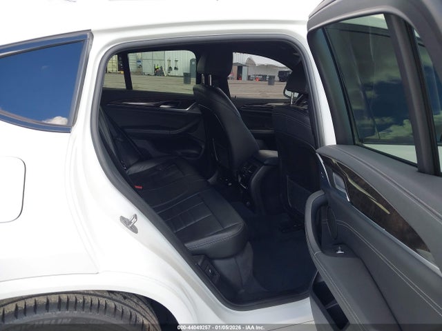 5UXUJ5C5XKLJ63774 BMW X4 M40i