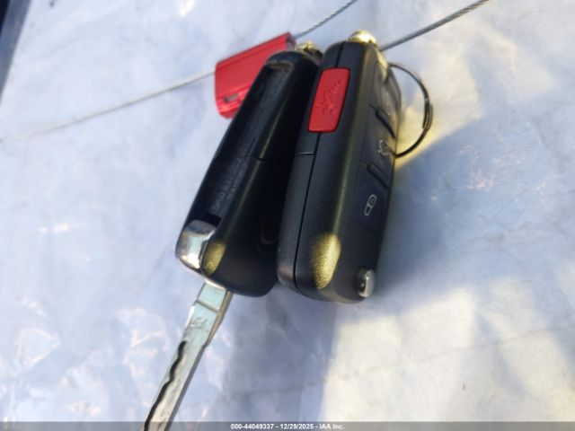 2011 VOLKSWAGEN GTI WVWFV7AJ4BW160278 Photo 10