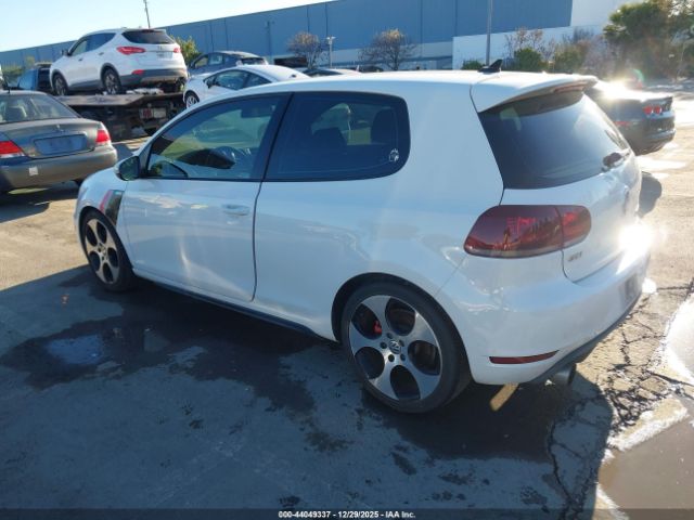 2011 VOLKSWAGEN GTI WVWFV7AJ4BW160278 Photo 2