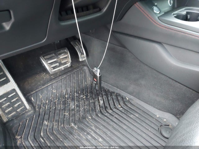 2018 AUDI A4 WAUENAF44JA075588 Photo 10