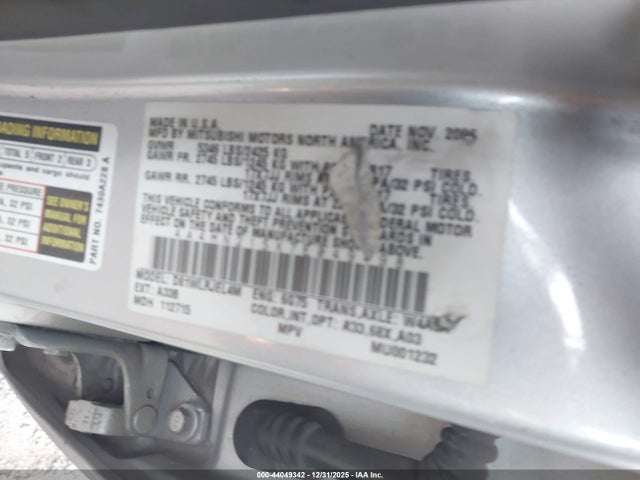 2007 MITSUBISHI ENDEAVOR 4A4MN21SX7E049498 Photo 8