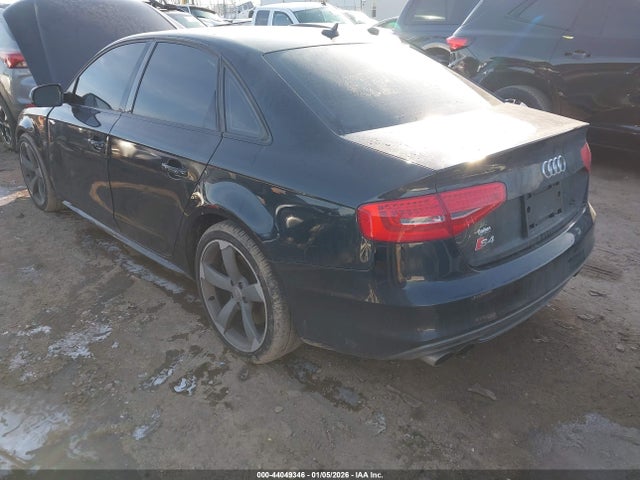 2014 AUDI S4 WAUBGAFL3EA139596 Photo 2