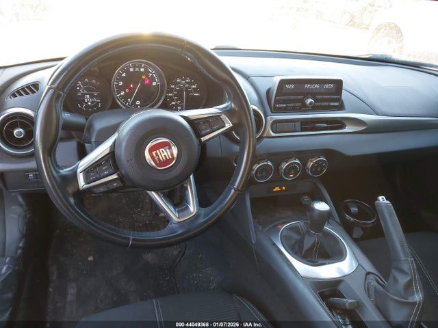 Fiat 124 Spider Classica 2017 JC1NFAEK9H0124801 Image 17