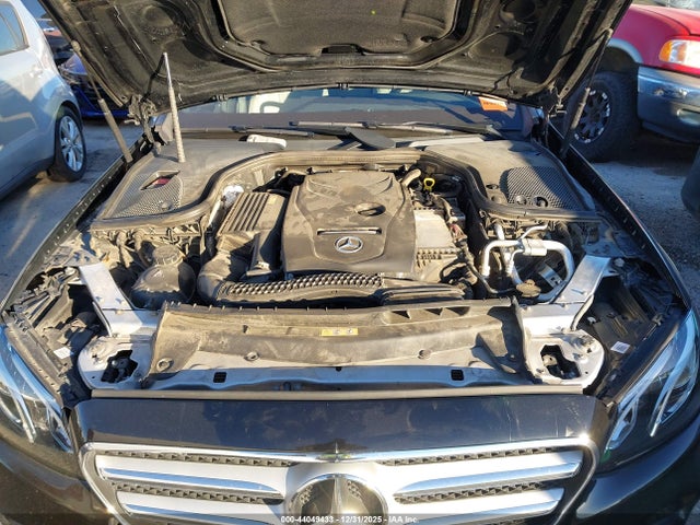44049433 :رقم المزاد ، WDDZF4KB8HA043847 vin ، 2017 Mercedes-benz E 300 4matic مزاد بيع