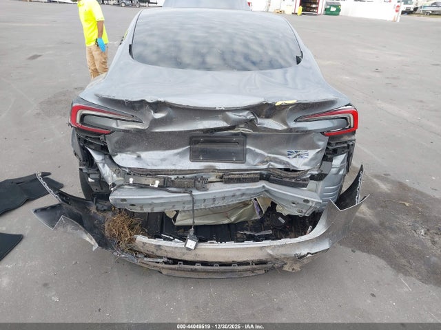 Tesla Model 3 Performance All-wheel Drive 2024 5YJ3E1ET1RF861600 Image 15