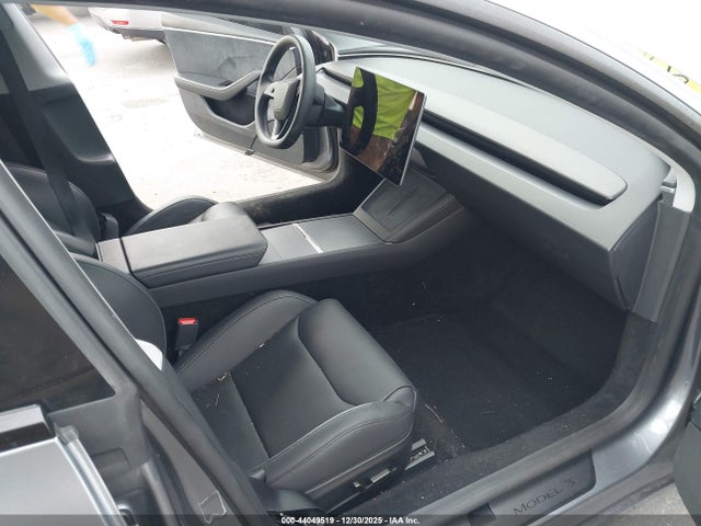 2024 TESLA MODEL 3 5YJ3E1ET1RF861600 Photo 4