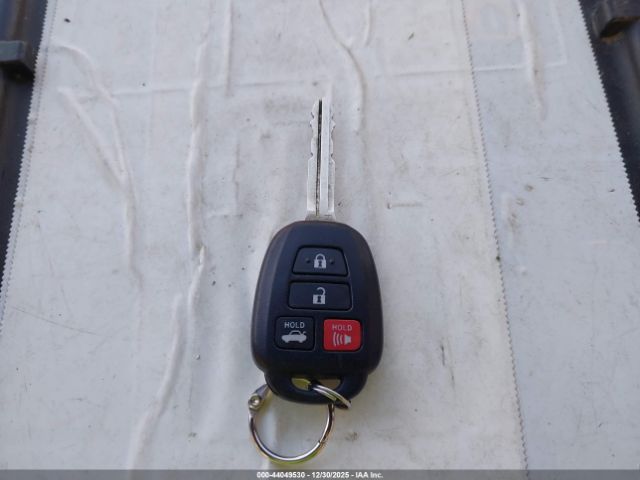 2017 TOYOTA COROLLA 2T1BURHE2HC805548 Photo 10