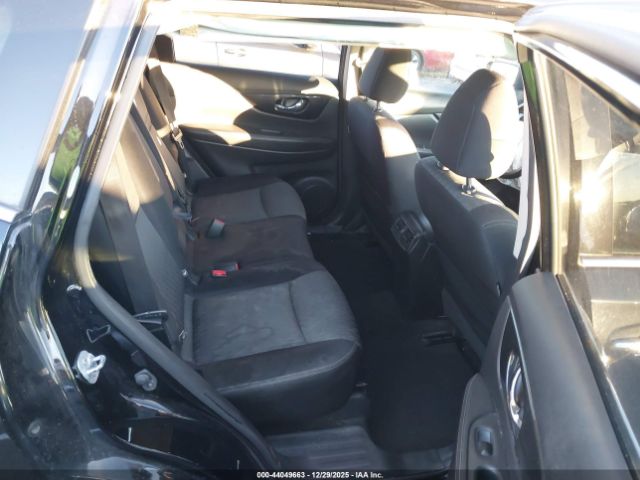 2017 NISSAN ROGUE JN8AT2MT9HW384076 Photo 7