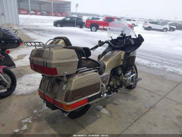 1985 HONDA GL1200 1HFSC1422FA121560 Photo 3