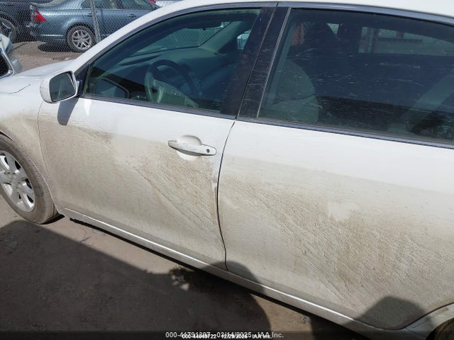 2011 Toyota Camry Le მანქანა იყიდება აუქციონზე, vin: 4T4BF3EK2BR110418, აუქციონის ნომერი: 44049722