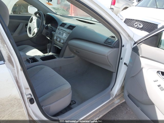 2011 Toyota Camry Le მანქანა იყიდება აუქციონზე, vin: 4T4BF3EK2BR110418, აუქციონის ნომერი: 44049722