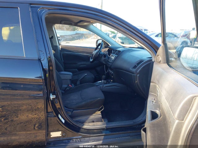 2016 MITSUBISHI OUTLANDER SPORT JA4AP3AW4GZ044796 Photo 4