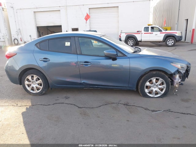 3MZBM1U70FM208442 Mazda Mazda3 I Sport