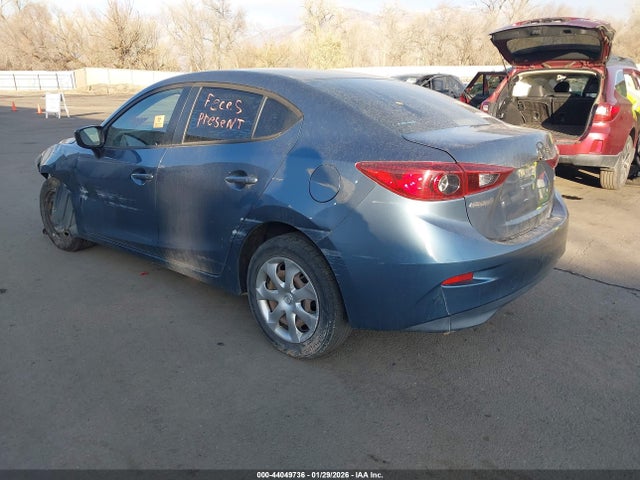 3MZBM1U70FM208442 Mazda Mazda3 I Sport