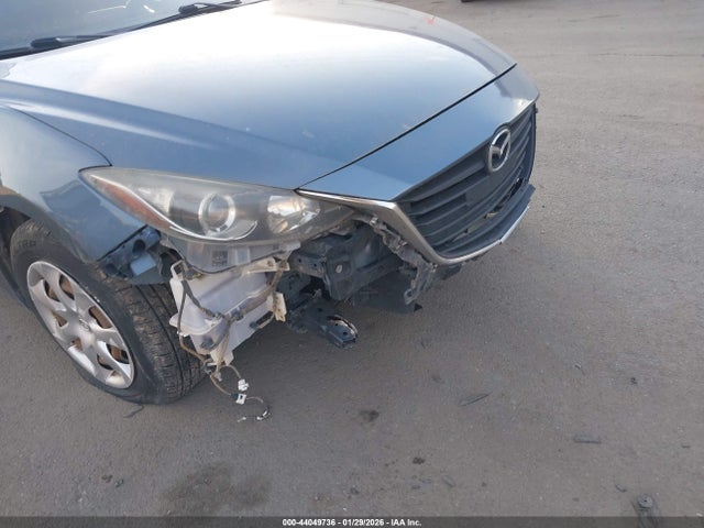 3MZBM1U70FM208442 Mazda Mazda3 I Sport
