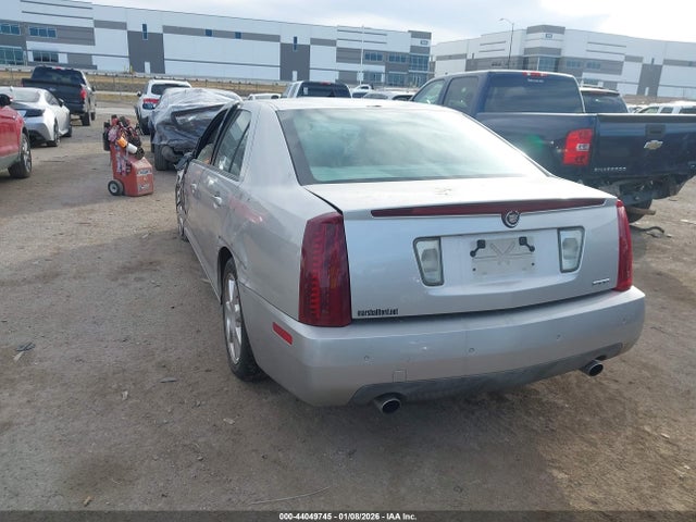 2005 CADILLAC STS 1G6DW677150137321 Photo 2