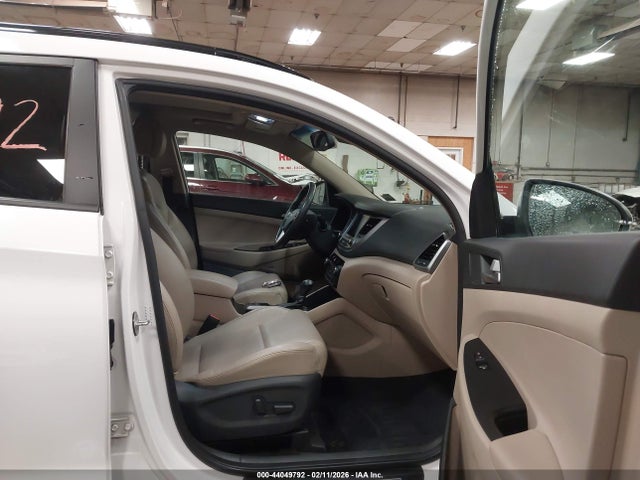 2018 Hyundai Tucson Limited მანქანა იყიდება აუქციონზე, vin: KM8J3CA26JU614344, აუქციონის ნომერი: 44049792