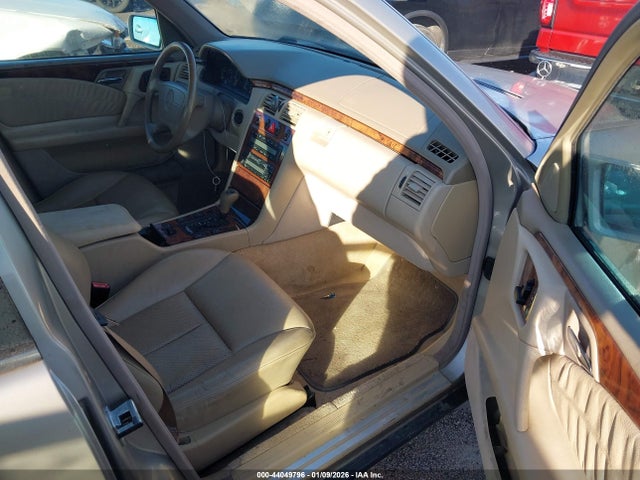 Продаж на аукціоні авто 1998 Mercedes-benz E 320, vin: WDBJF65F0WA644098, номер лоту: 44049796