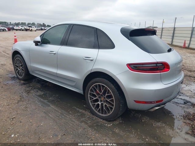 2015 PORSCHE MACAN WP1AF2A53FLB96031 Photo 2