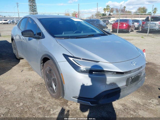 JTDACAAU5S3062501 Toyota Prius Le