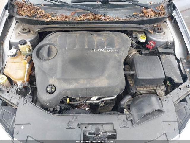 Chrysler 200 Touring 2014 1C3CCBBG9EN114832 Image 10