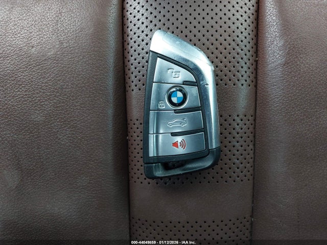 2022 BMW X5 5UXCR6C09N9L82998 Photo 10