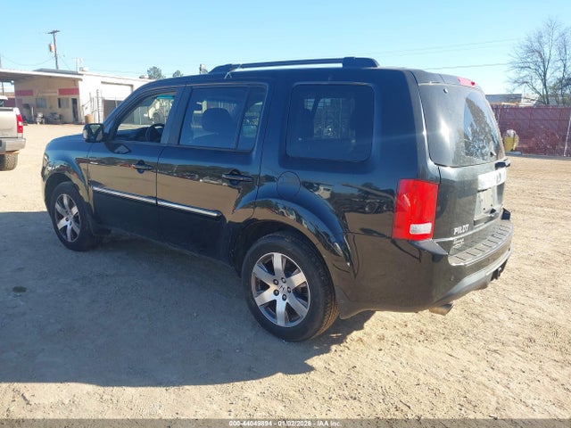 Honda Pilot Touring 2015 5FNYF4H97FB047936 Image 3