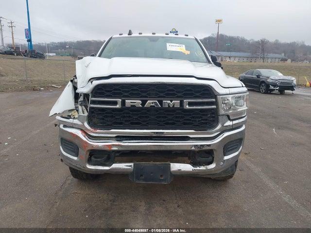 Продаж на аукціоні авто 2019 Ram 2500 Tradesman  4x4 6'4 Box, vin: 3C6UR5CJ3KG639214, номер лоту: 44049897