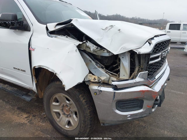 Продаж на аукціоні авто 2019 Ram 2500 Tradesman  4x4 6'4 Box, vin: 3C6UR5CJ3KG639214, номер лоту: 44049897