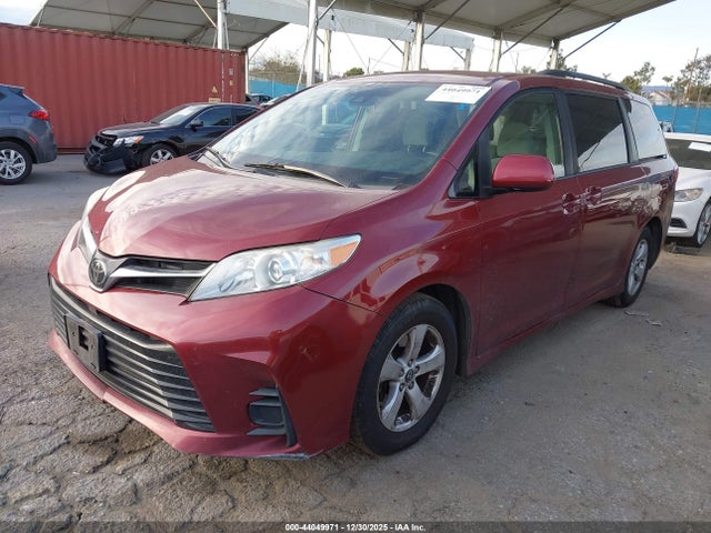 5TDKZ3DCXLS043752 Toyota SIENNA LE