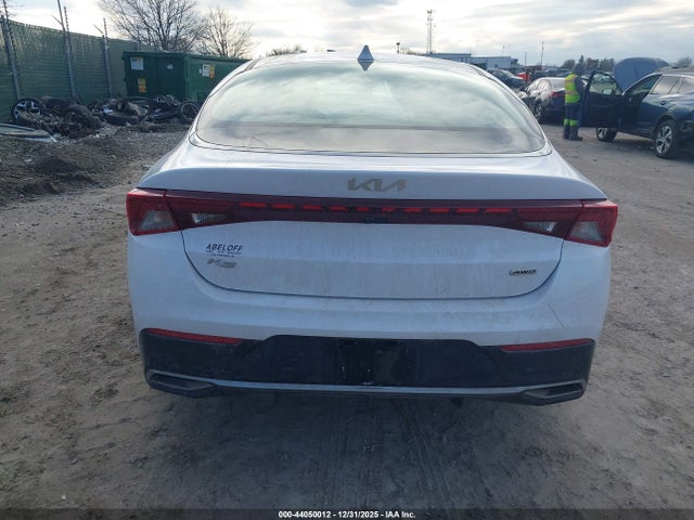 2022 Kia K5 Lxs მანქანა იყიდება აუქციონზე, vin: 5XXG14J20NG095460, აუქციონის ნომერი: 44050012