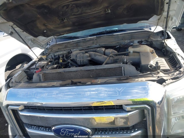 Ford F-350 Chassis Xlt 2016 1FD8X3G66GED40451 Image 9