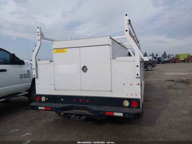 Ford F-350 Chassis Xlt 2016 1FD8X3G66GED40451 Image 18
